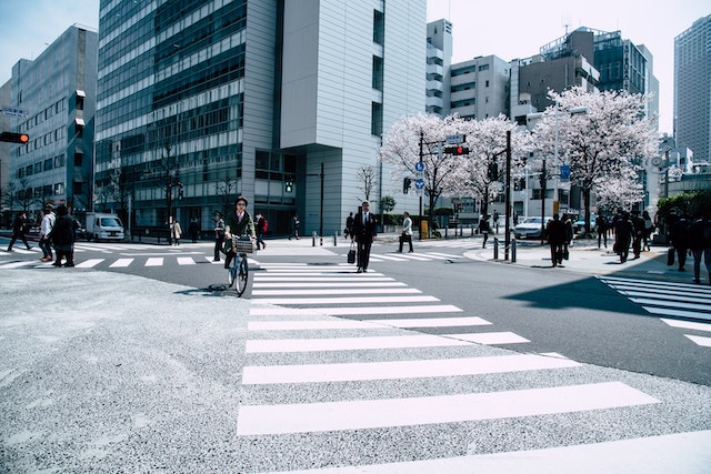 东方为何勤工俭学对在日本的留学生的职业生涯至关重要？